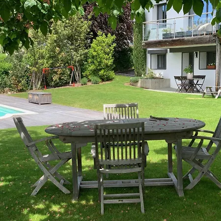Adeline : 2 Chambres Au Calme, Situation Parfaite Entre Et Village, Avec Vue Lac, Piscine, Jardin Apartment Veyrier-du-Lac