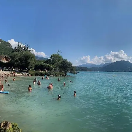 Adeline : 2 Chambres Au Calme, Situation Parfaite Entre Et Village, Avec Vue Lac, Piscine, Jardin Apartment Veyrier-du-Lac
